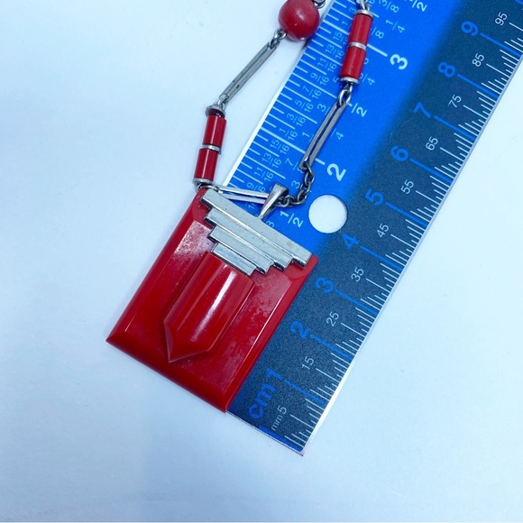 698 Vintage 1930s Jakob Bengel Necklace Chrome Links and red Bakelite Beads - Picture 8 of 9